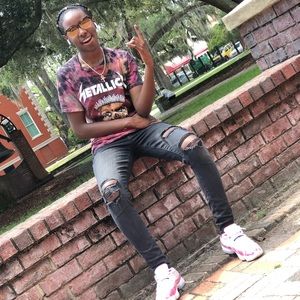 Meet your Posher, Zuri